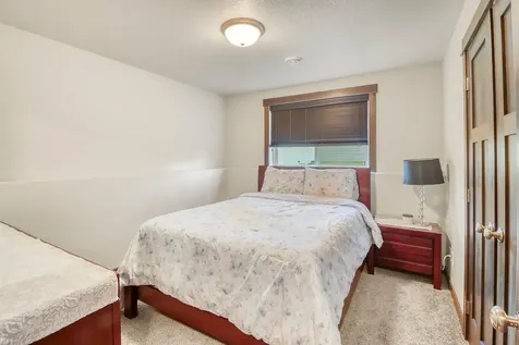 4902 35th Avenue S Fargo ND 58104