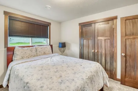 4902 35th Avenue S Fargo ND 58104