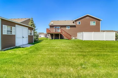4902 35th Avenue S Fargo ND 58104