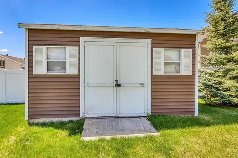 4902 35th Avenue S Fargo ND 58104