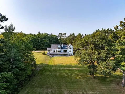 3168 Pioneer Road Barnum MN 55707