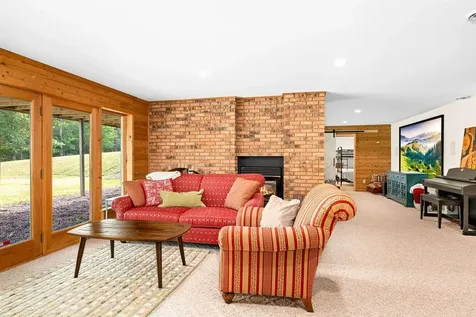 3168 Pioneer Road Barnum MN 55707