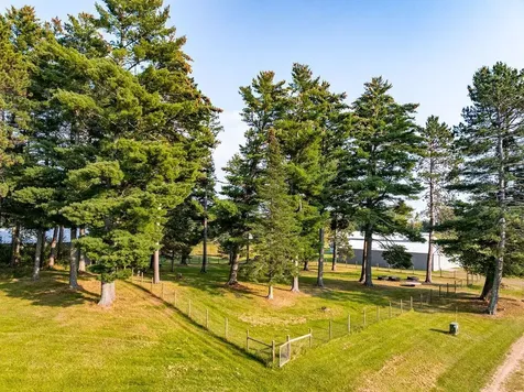 3168 Pioneer Road Barnum MN 55707