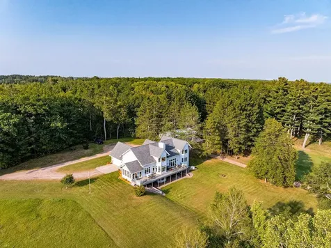 3168 Pioneer Road Barnum MN 55707