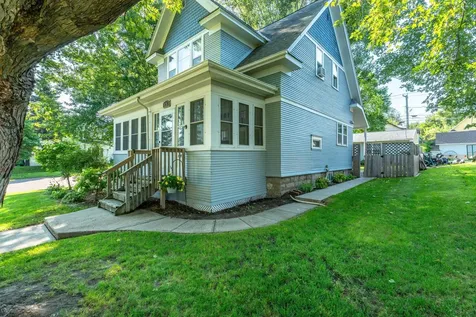 228 E Vernon Avenue Fergus Falls MN 56537