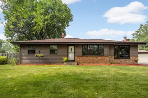 2317 Emerald Drive White Bear Lake MN 55110