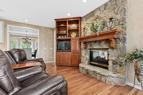 6105 Wood Hill Lane Independence MN 55359