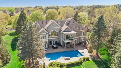 9251 Wedgewood Point Woodbury MN 55125