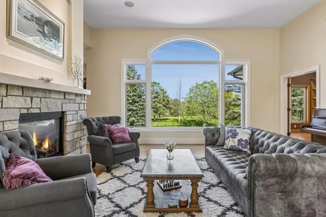 9251 Wedgewood Point Woodbury MN 55125