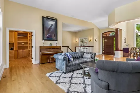 9251 Wedgewood Point Woodbury MN 55125