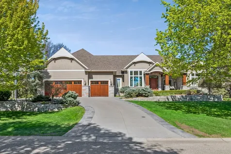 9251 Wedgewood Point Woodbury MN 55125