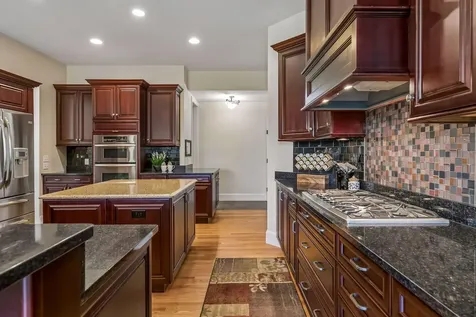 9251 Wedgewood Point Woodbury MN 55125