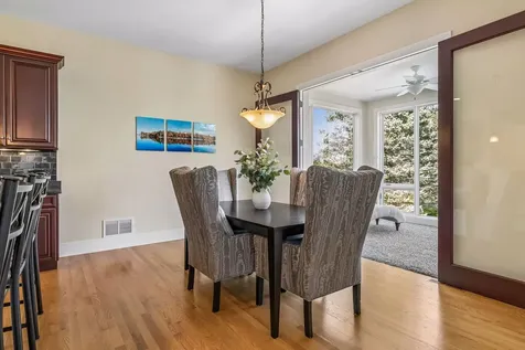 9251 Wedgewood Point Woodbury MN 55125
