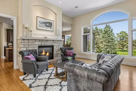 9251 Wedgewood Point Woodbury MN 55125