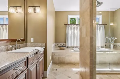 9251 Wedgewood Point Woodbury MN 55125