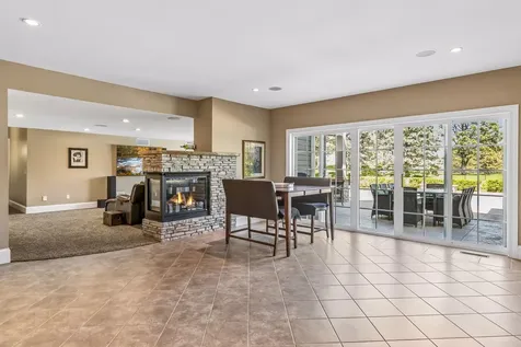 9251 Wedgewood Point Woodbury MN 55125