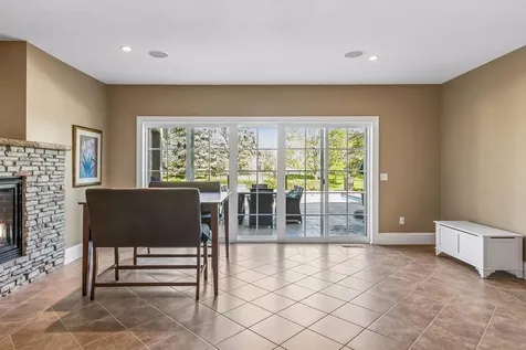 9251 Wedgewood Point Woodbury MN 55125