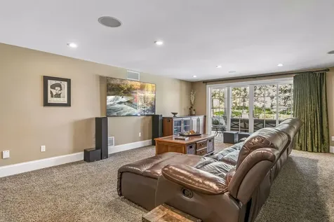 9251 Wedgewood Point Woodbury MN 55125