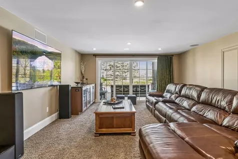 9251 Wedgewood Point Woodbury MN 55125