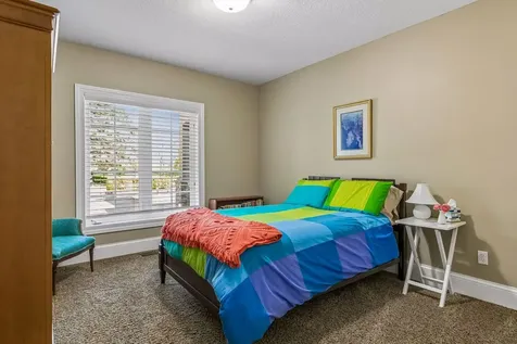 9251 Wedgewood Point Woodbury MN 55125