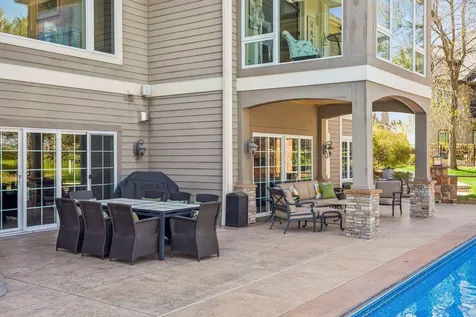 9251 Wedgewood Point Woodbury MN 55125