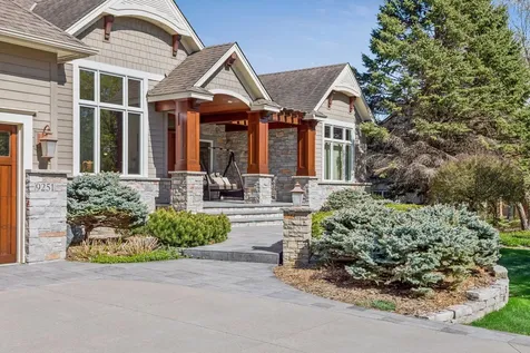 9251 Wedgewood Point Woodbury MN 55125