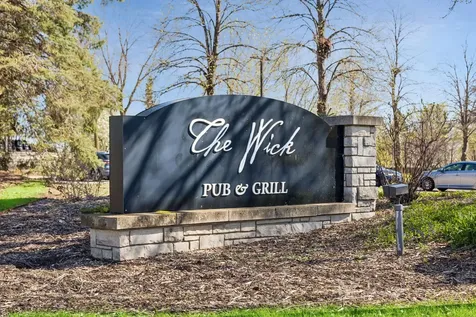 9251 Wedgewood Point Woodbury MN 55125