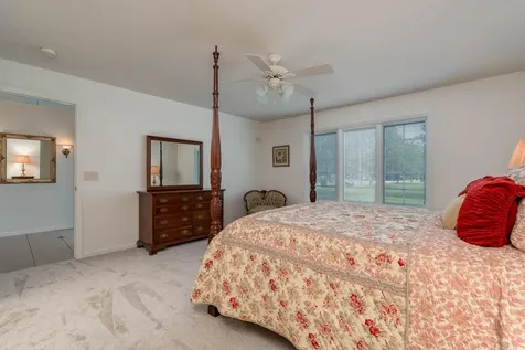 1429 Parkside Lane North Mankato MN 56003