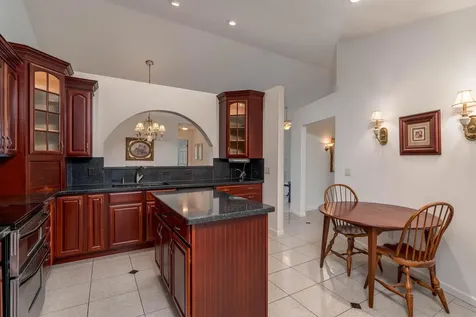 1429 Parkside Lane North Mankato MN 56003