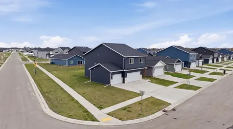 6716 66th Avenue S Horace ND 58047