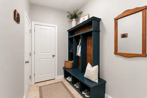 9289 Summerlin Court Woodbury MN 55129