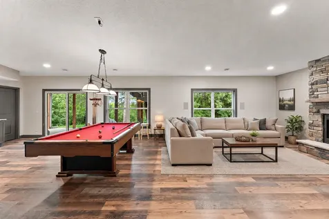 9289 Summerlin Court Woodbury MN 55129