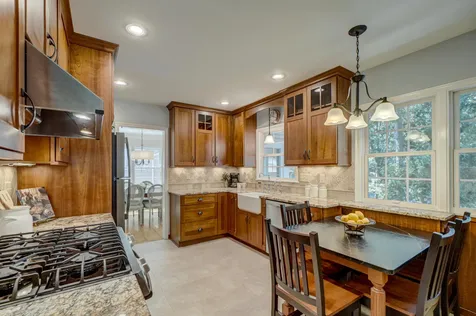 329 Stonebridge Boulevard Saint Paul MN 55105