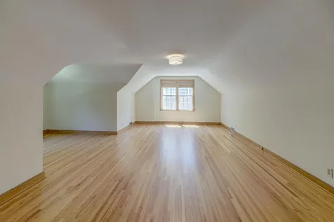 329 Stonebridge Boulevard Saint Paul MN 55105