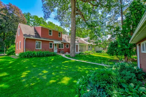329 Stonebridge Boulevard Saint Paul MN 55105