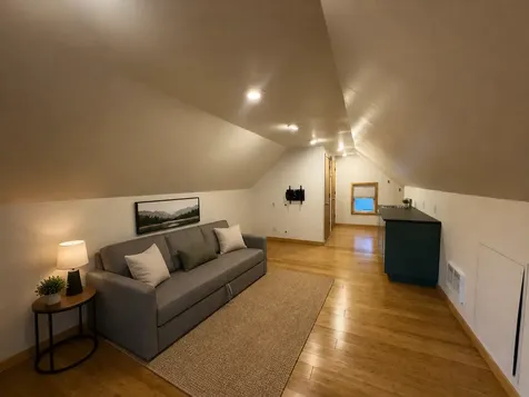 823 N 57th Avenue W Duluth MN 55807