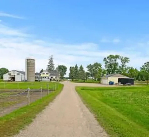 5095 Harff Road Loretto MN 55357