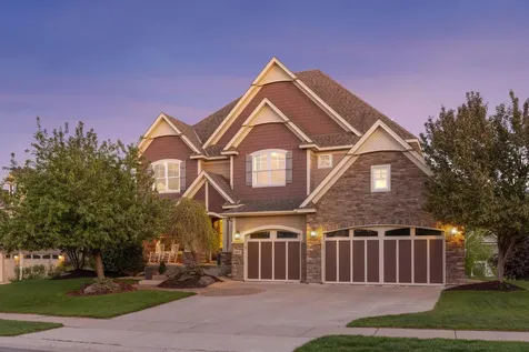 5990 Black Oaks Lane N Plymouth MN 55446