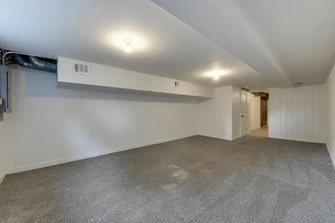 3435 Zenith Avenue N Robbinsdale MN 55422