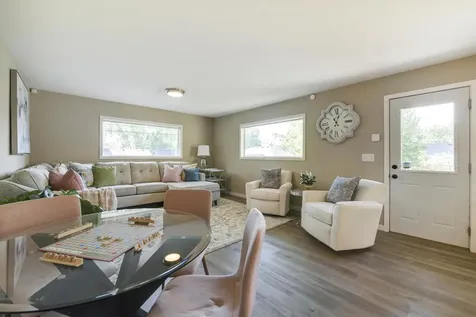 3435 Zenith Avenue N Robbinsdale MN 55422
