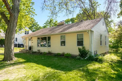 3435 Zenith Avenue N Robbinsdale MN 55422