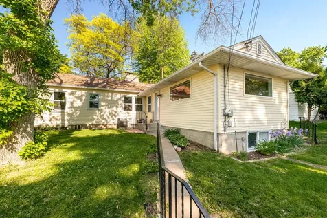 3435 Zenith Avenue N Robbinsdale MN 55422