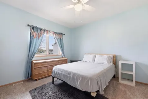 212 Chestnut Drive Horace ND 58047