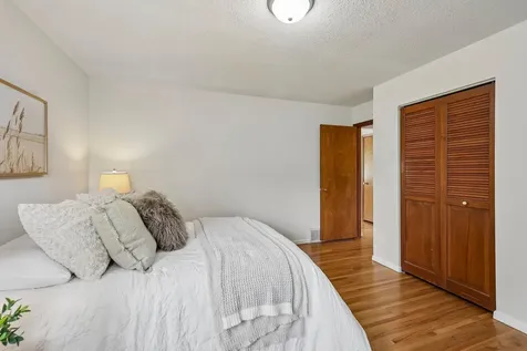 8328 Ewing Road Bloomington MN 55431
