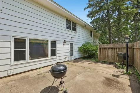 8328 Ewing Road Bloomington MN 55431