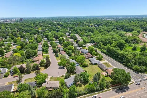 8328 Ewing Road Bloomington MN 55431