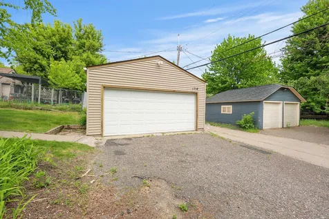 1718 Vincent Avenue N Minneapolis MN 55411