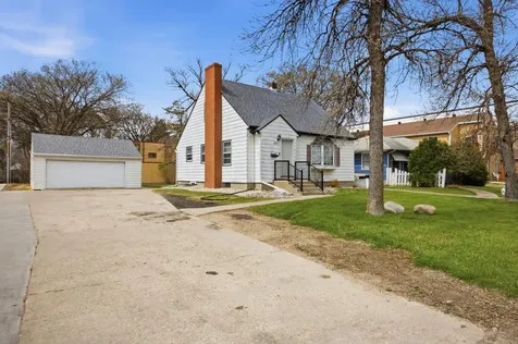 1621 8th Street S Moorhead MN 56560