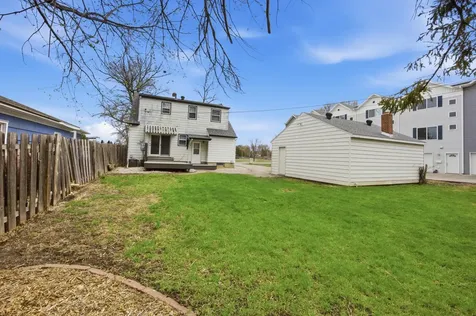 1621 8th Street S Moorhead MN 56560