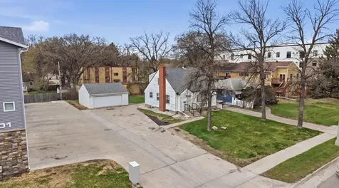 1621 8th Street S Moorhead MN 56560